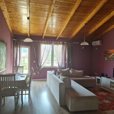 Penthahouse Shallvare Tiranë Luaran gambar