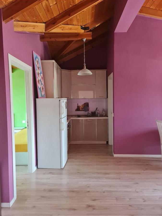 Penthahouse Shallvare Tiranë Luaran gambar